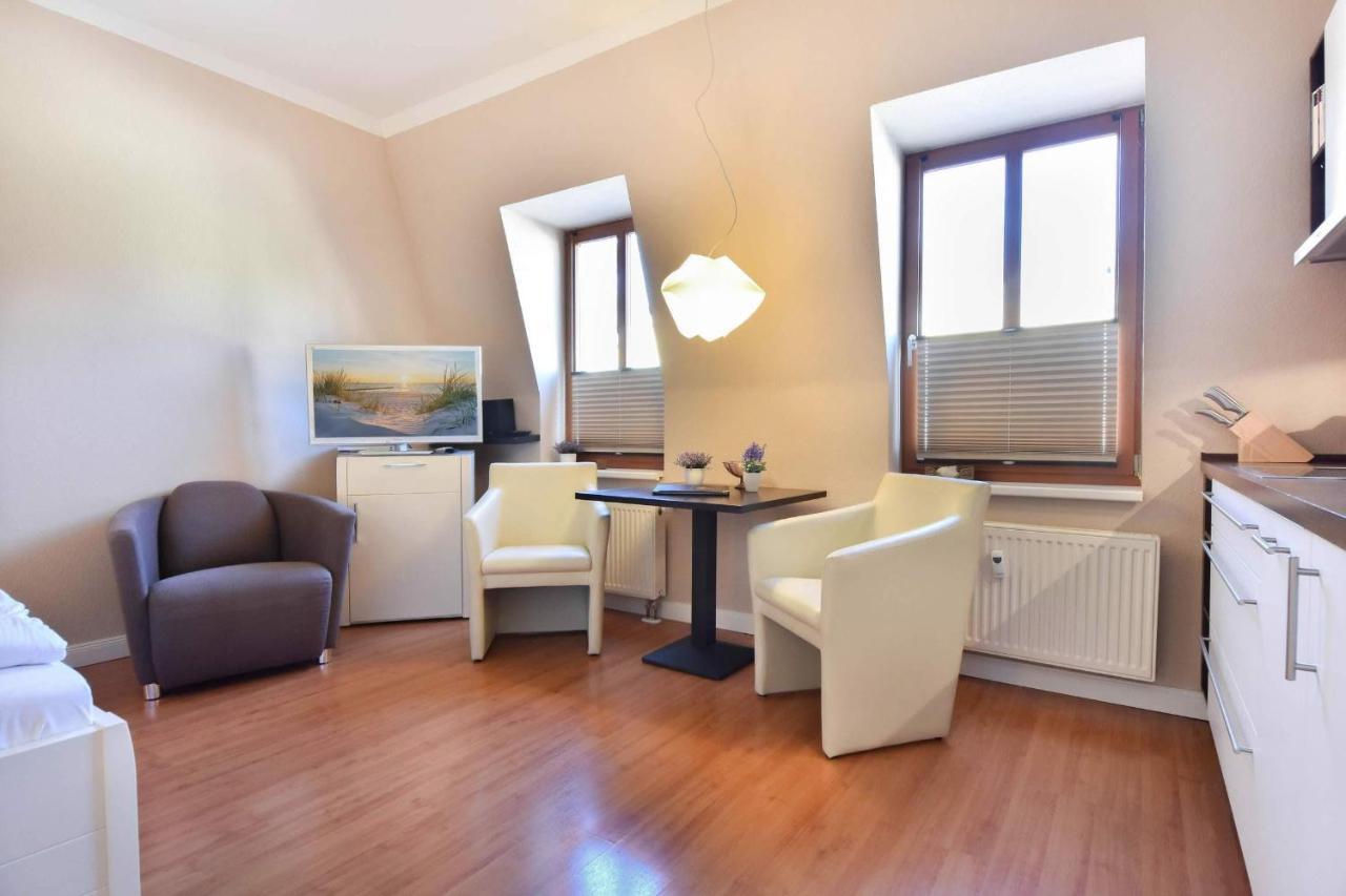 Kaisers Vis A Vis - Doppelzimmer เฮริงสดอร์ฟ ภายนอก รูปภาพ
